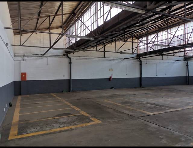 741M² WAREHOUSE TO LET IN BENROSE